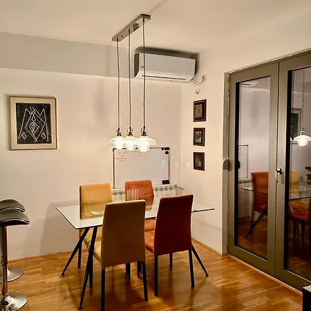 Διαμέρισμα Luxury Artistic With Private Underground Garage *