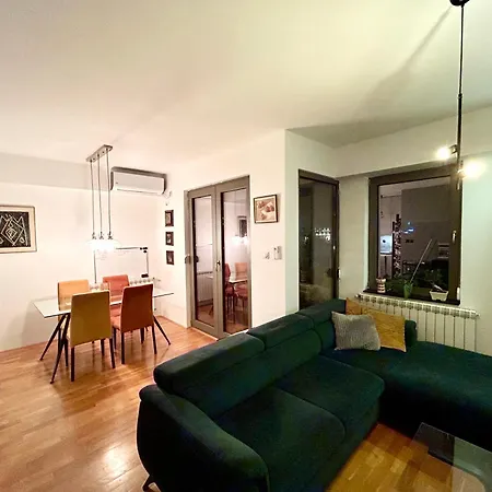 Luxury Artistic With Private Underground Garage Διαμέρισμα